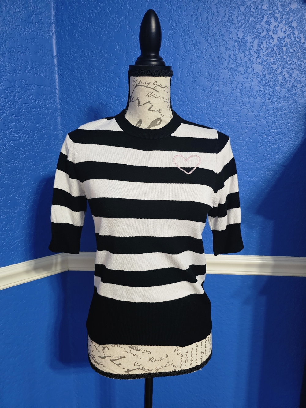 2 Ava Sweaters/Cardigans - Picture 2 of 10